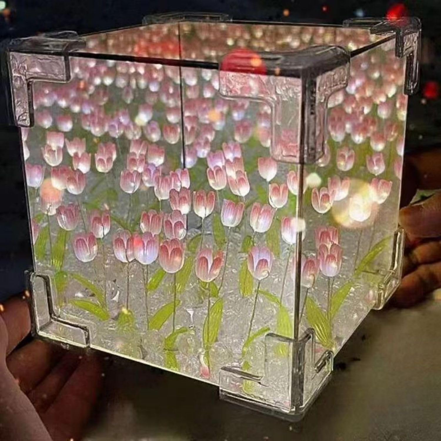 Tulips Cube Mirror Lamp